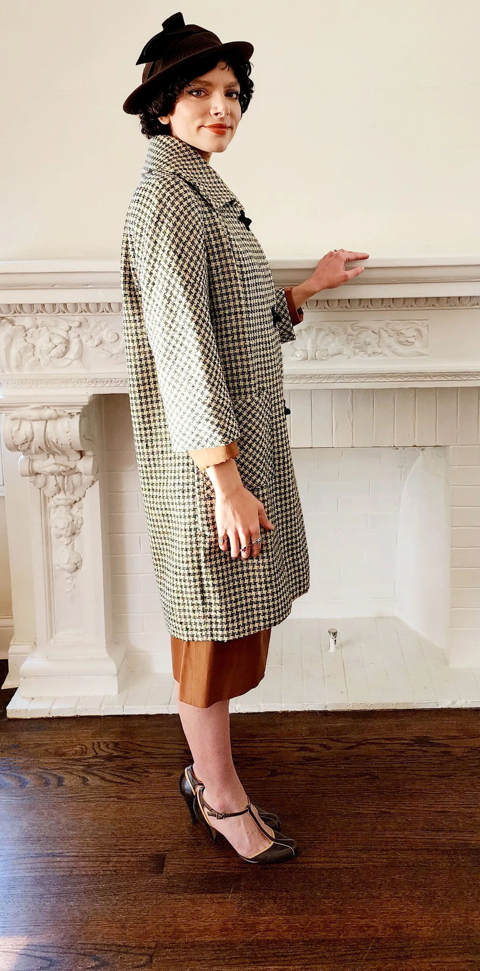 60s Houndstooth Coat Black & White Checked Print A Line by Chas A Stevens M