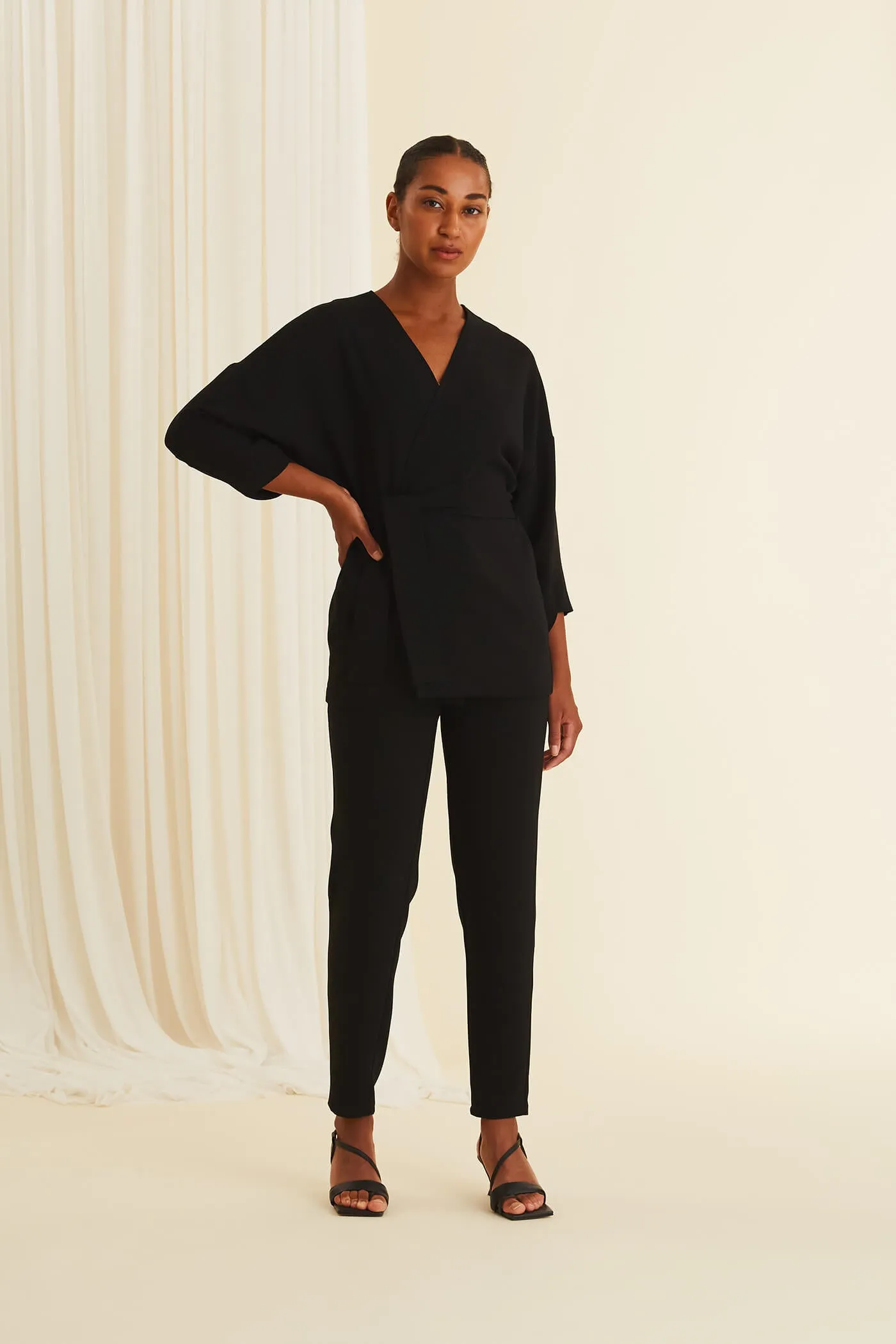 ALYCIA Tapered Pants