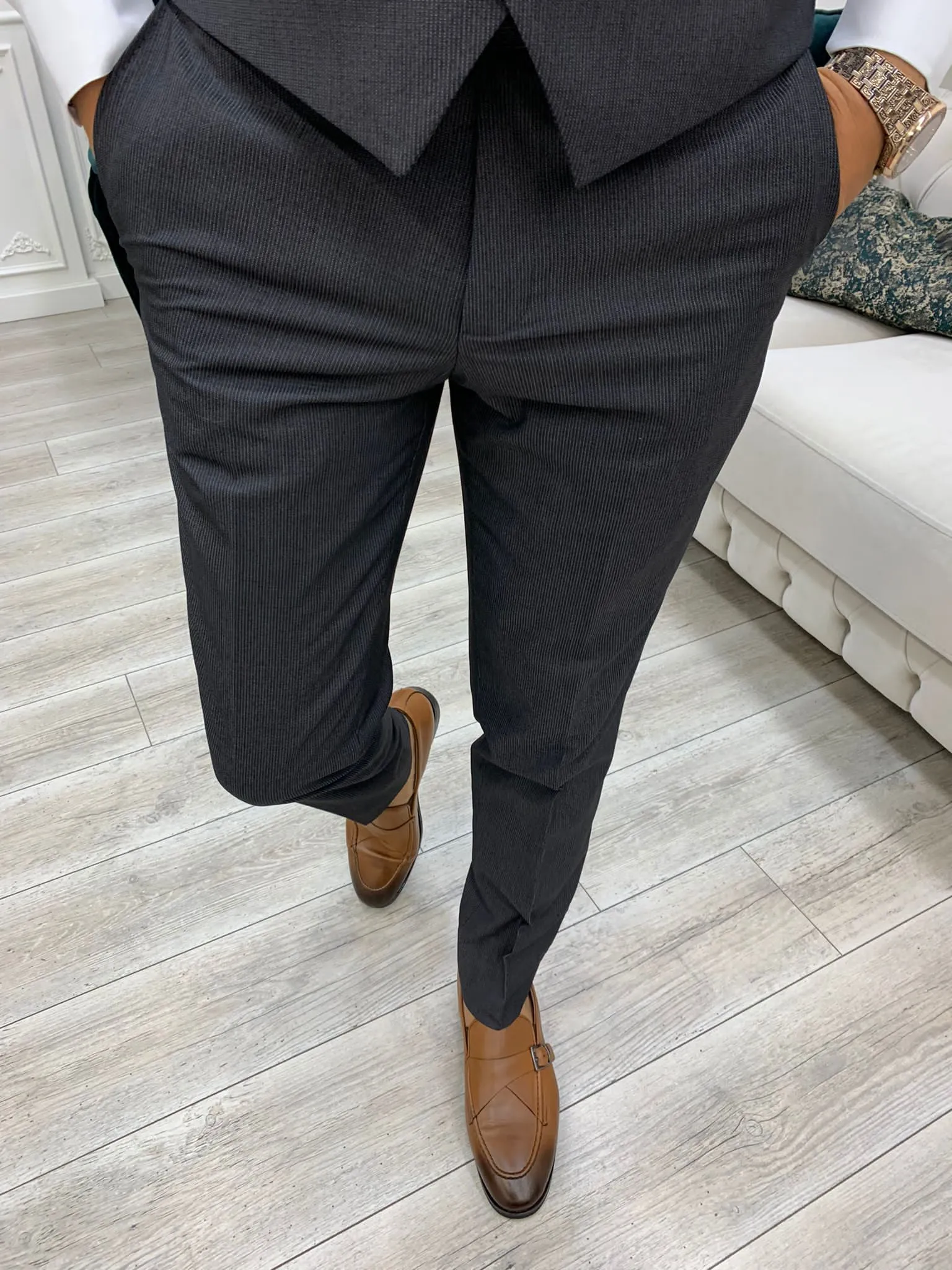 Austin Black Slim Fit Peak Lapel Suit – Versatile Elegance for Every Occasion