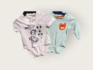 BABY BOY SIZE 0/3 MONTHS - 2 Pack, Graphic Onesie T-shirts EUC B50