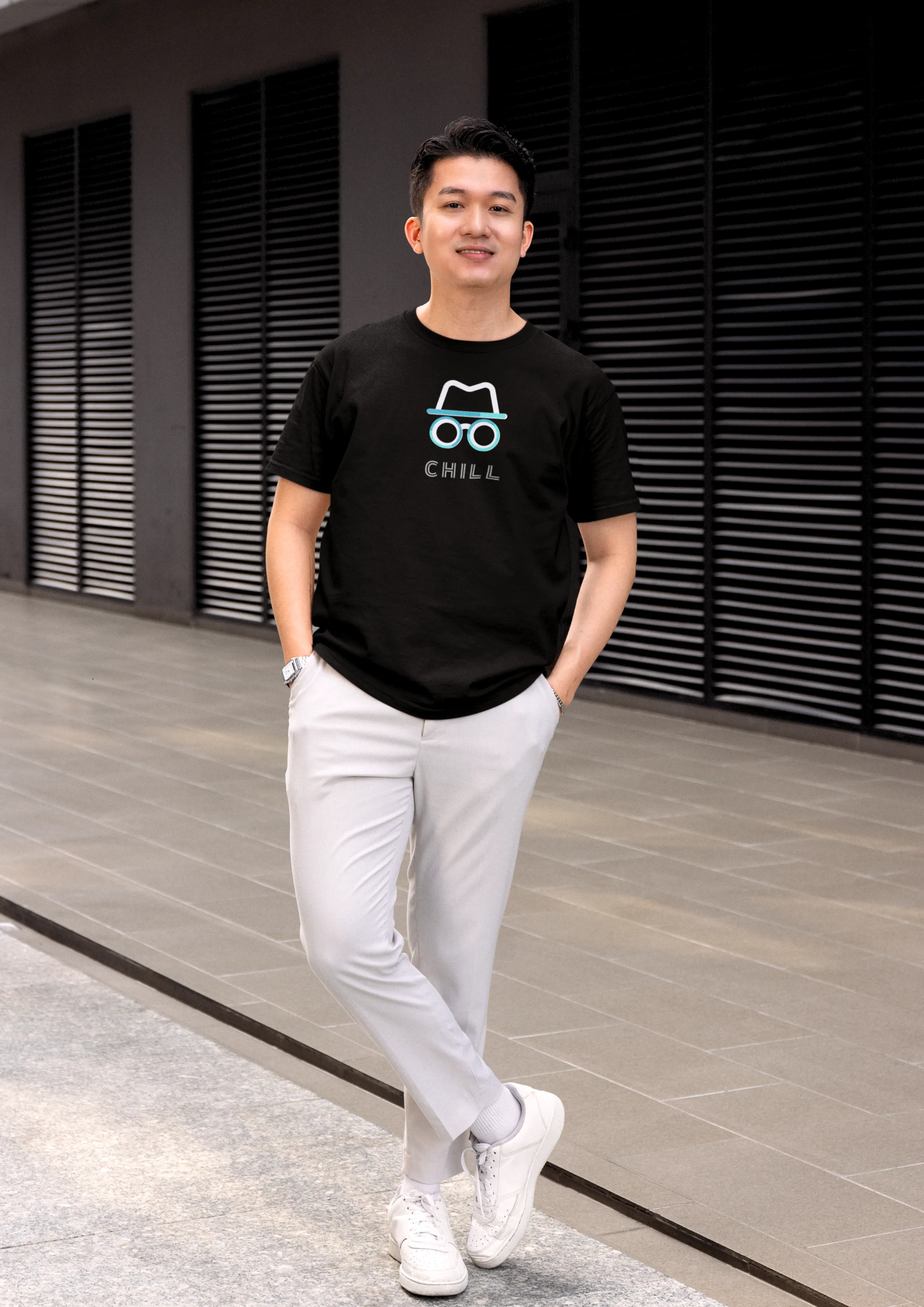 Black Oversized Chill Graphic T-Shirt – Minimalistic Cool Vibes