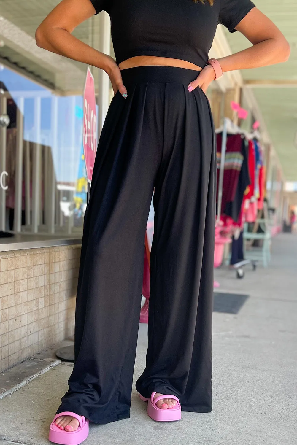 Black Solid Color Slim Fit Crop Top and Wide Leg Pants Set