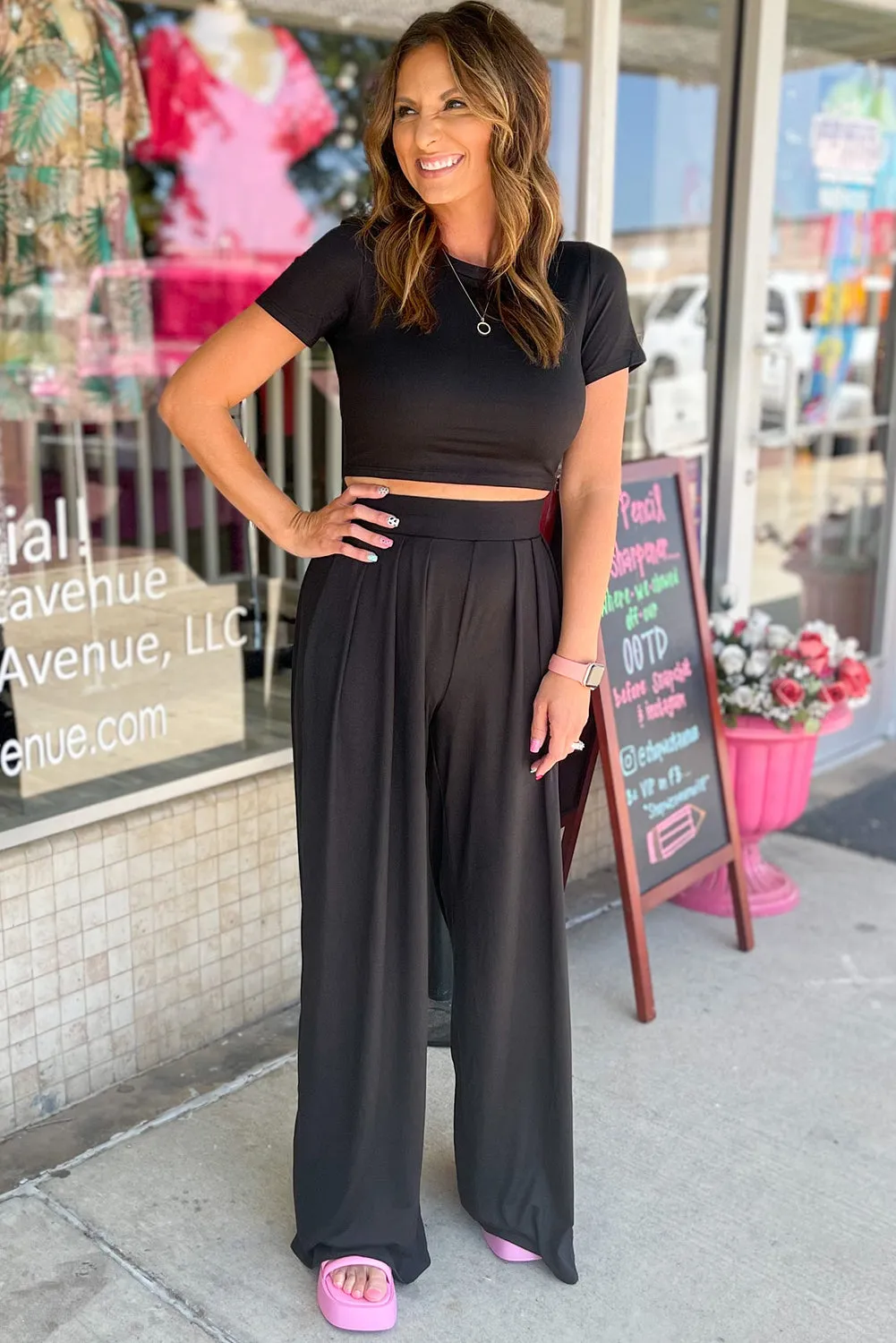 Black Solid Color Slim Fit Crop Top and Wide Leg Pants Set