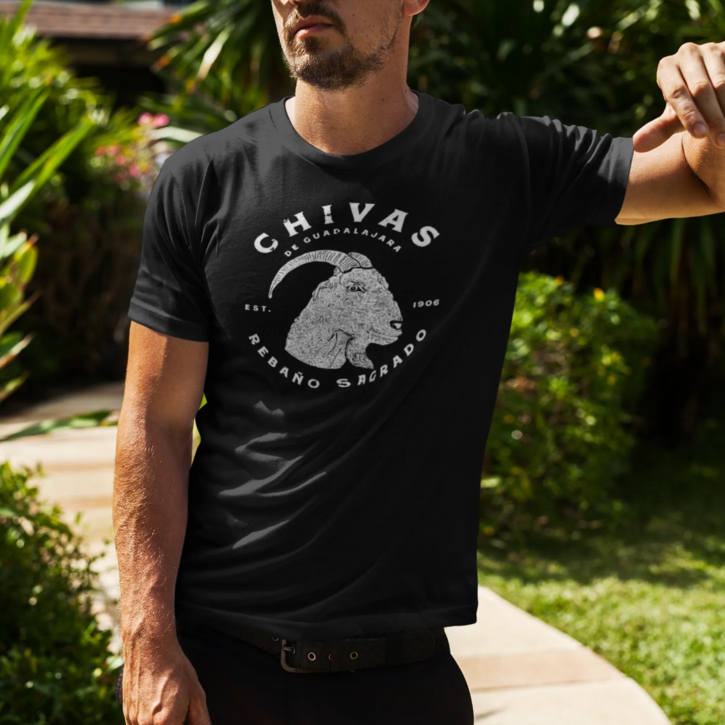 Club Chivas - Official Vintage T-Shirt