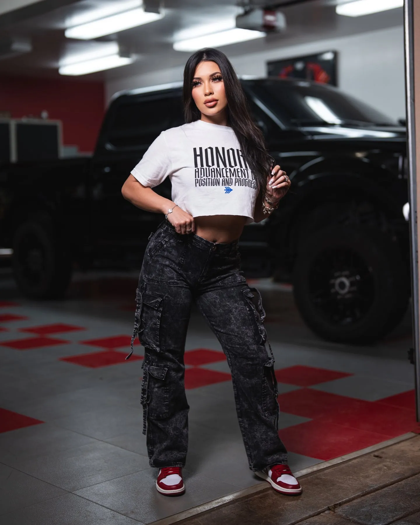 GANDUR- WHITE TEE