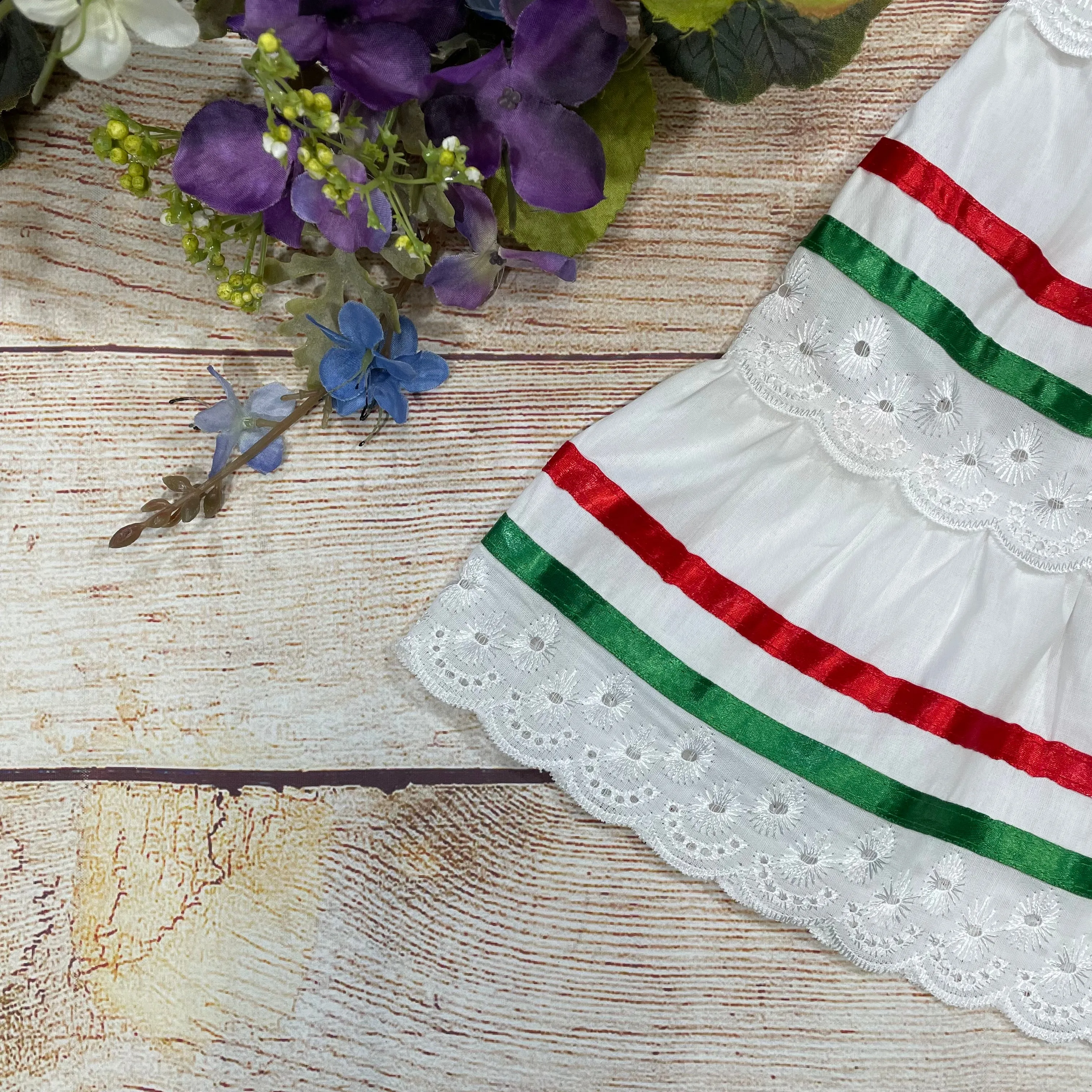 Girl's White Traditional Mexican Cinco De Mayo Fiesta Dress 2-14