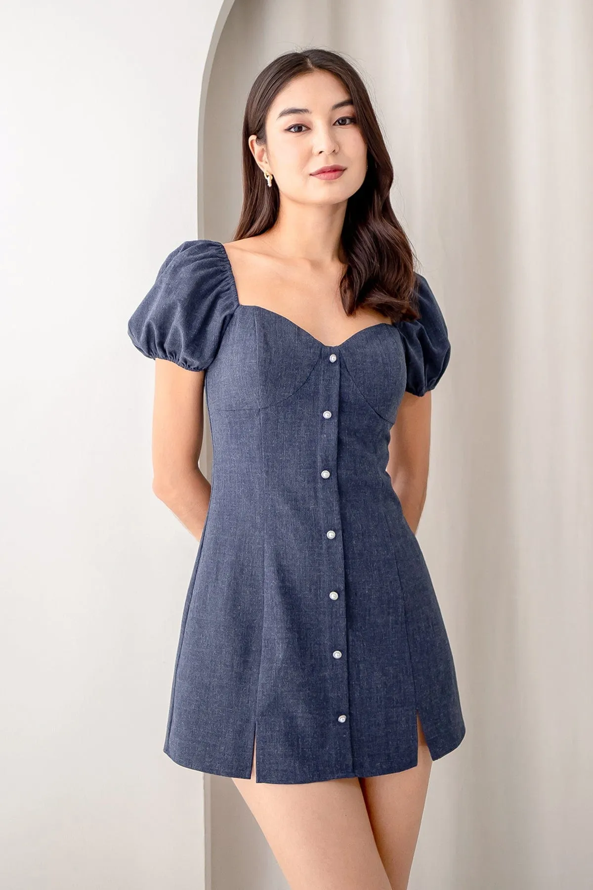 HANNI POOF SLEEVE DRESS IN DENIM