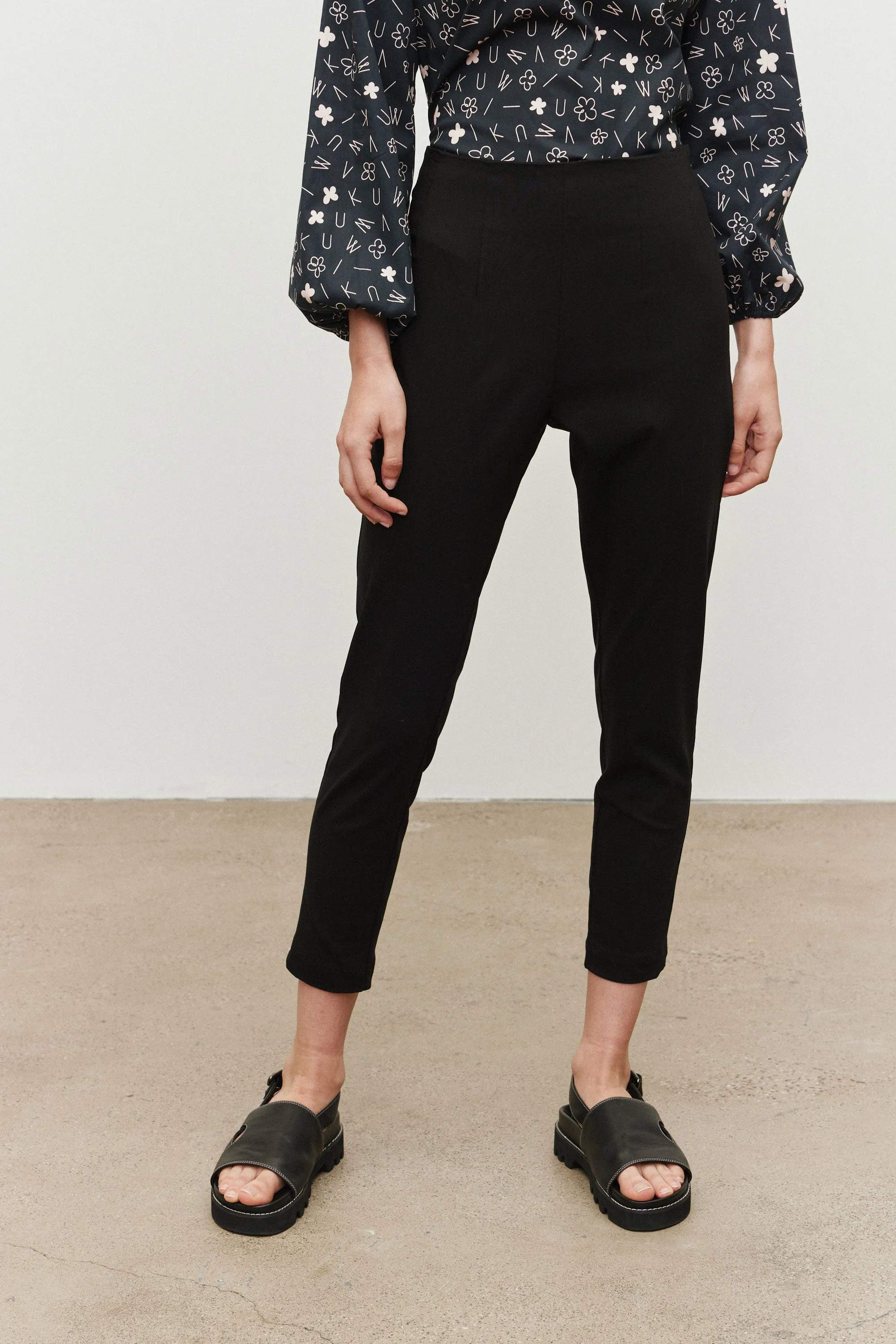 Kuwaii Cigarette Pant