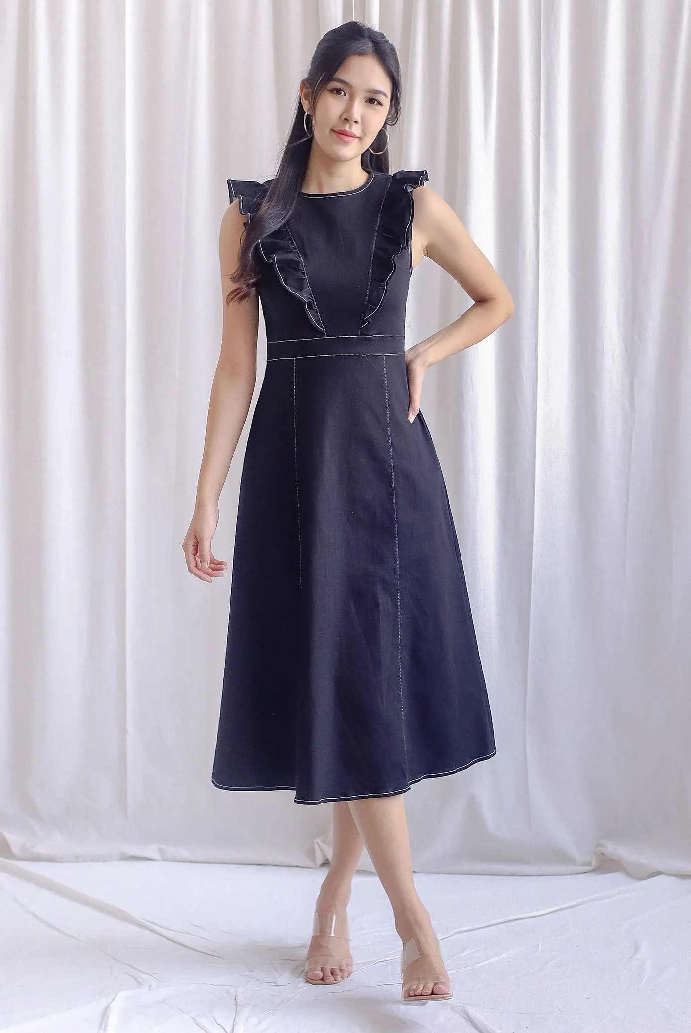 Paloma V Ruffle Denim Dress In Black