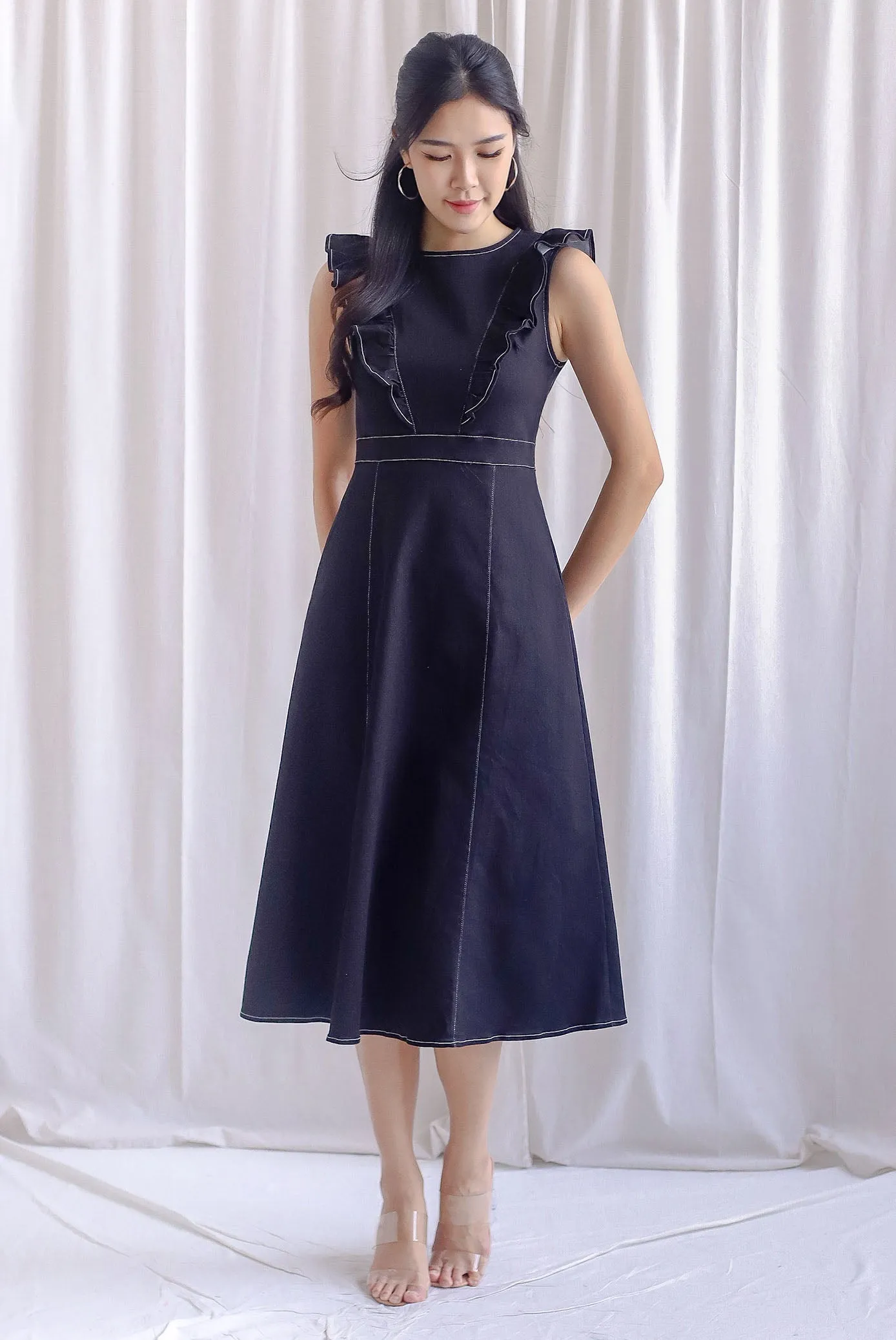 Paloma V Ruffle Denim Dress In Black