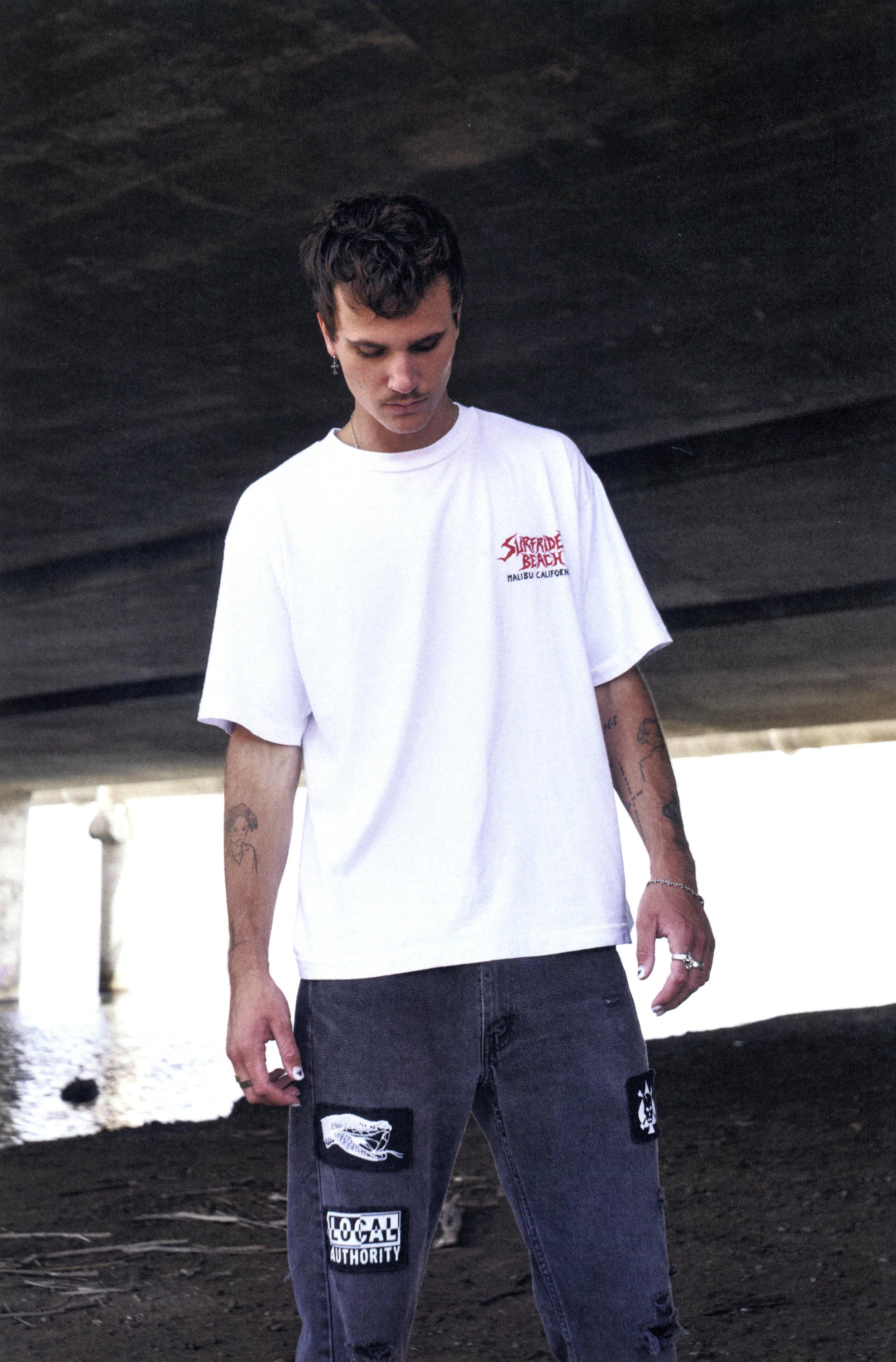 PARTY WAVES SHOP TEE