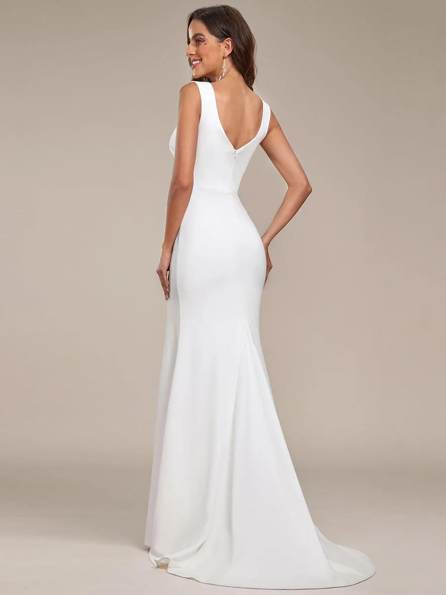 Robe de mariée ajustée et évasée en cœur froncée sans manches