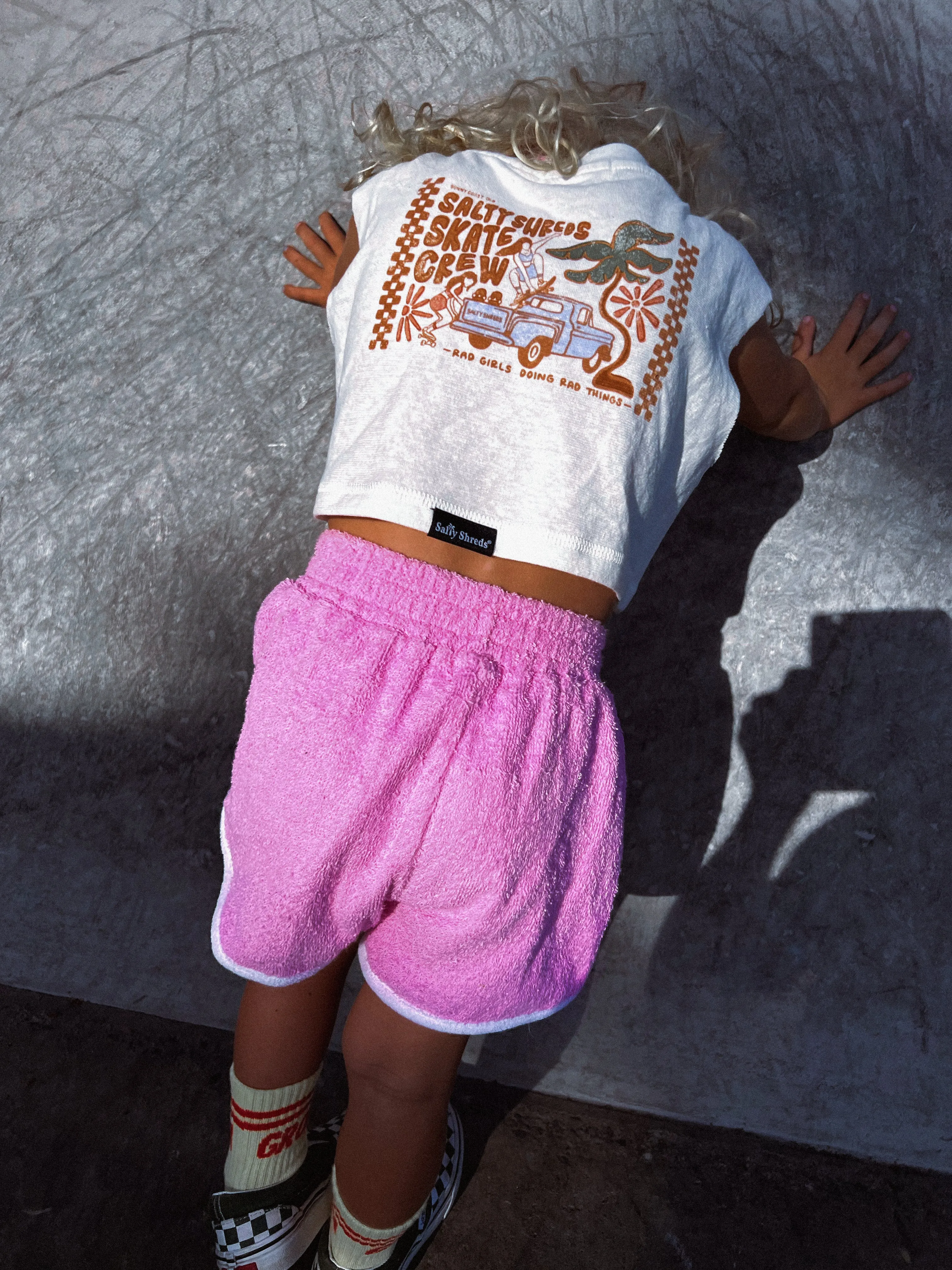Salty Shreds Skate crew (rad girls doing rad things) retro towel short - Pink
