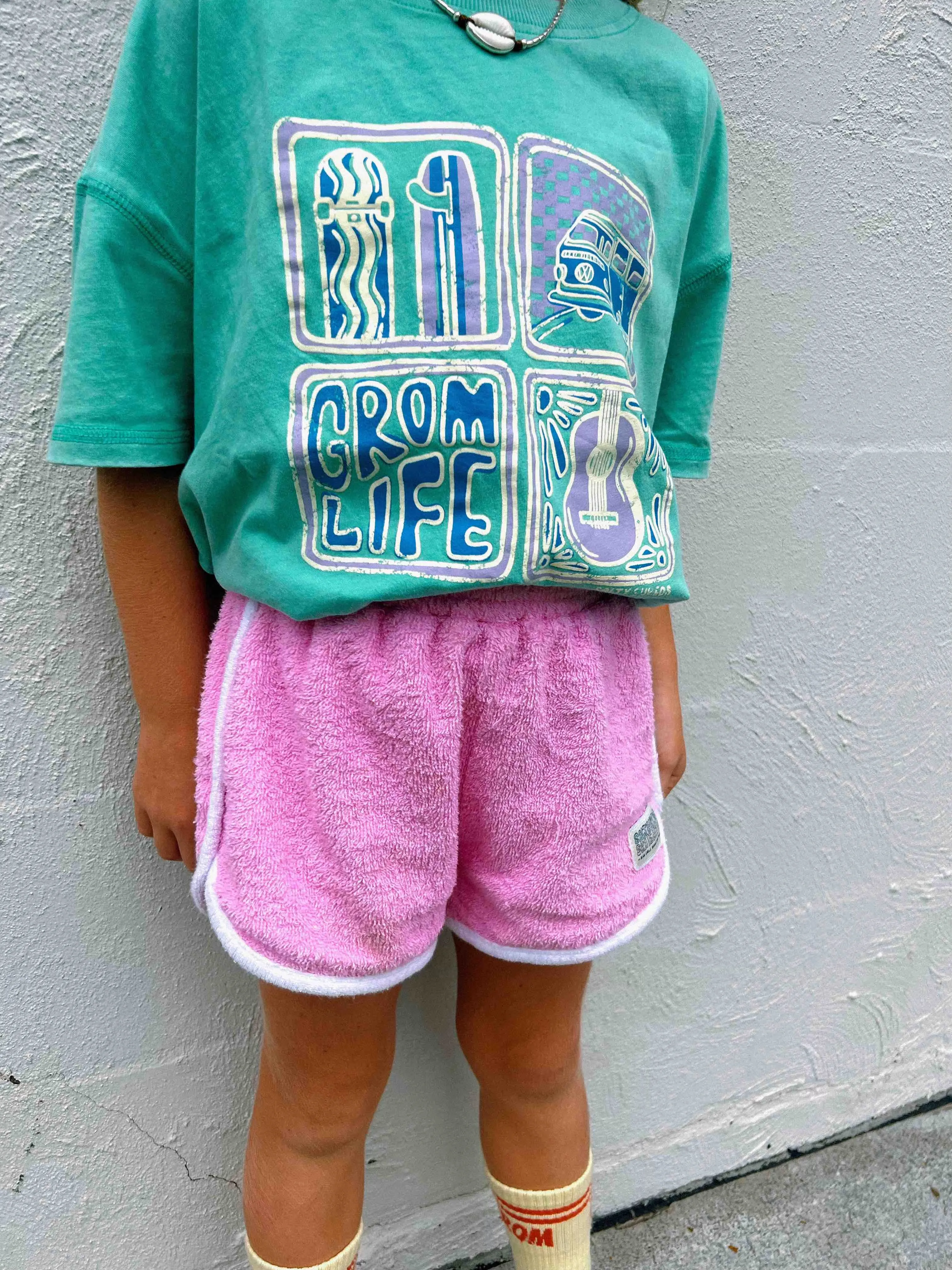 Salty Shreds Skate crew (rad girls doing rad things) retro towel short - Pink