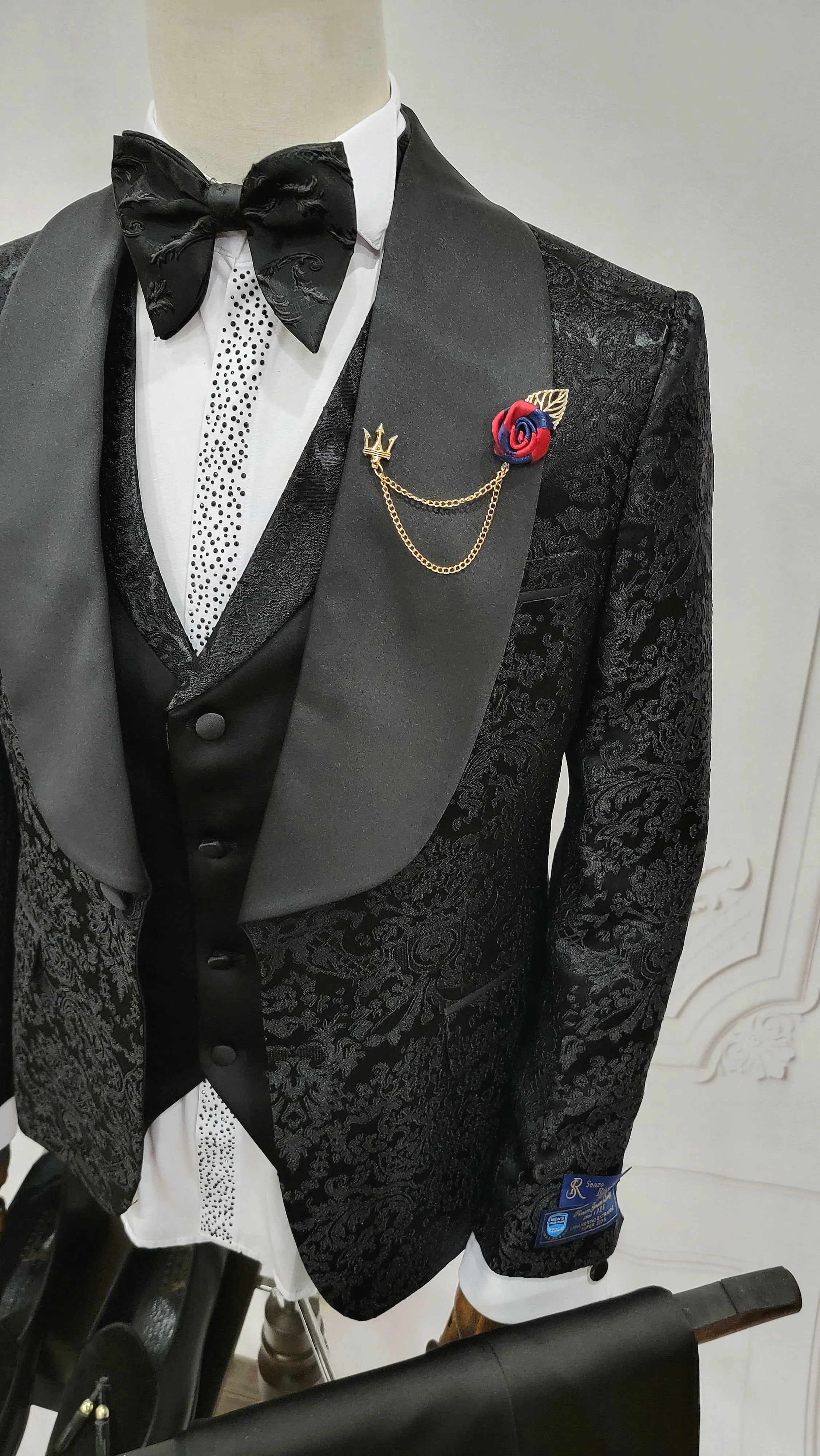 Three Piece Single button Tuxedo Suit with single breasted style vest.
