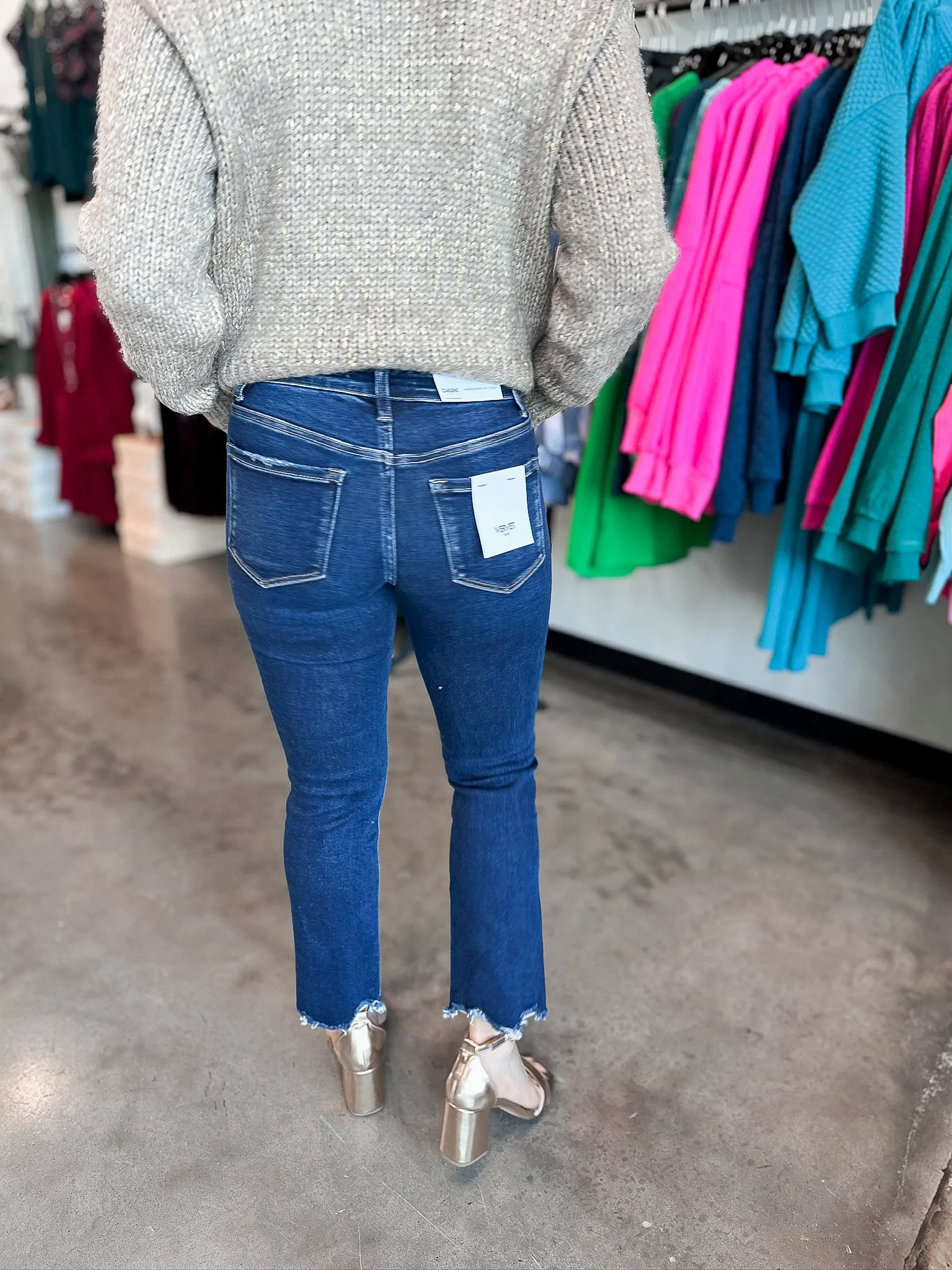 Vervet Mid Rise Slim Straight