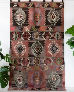 Vintage Balikesir Kilim Rug 5'8"x9'9"