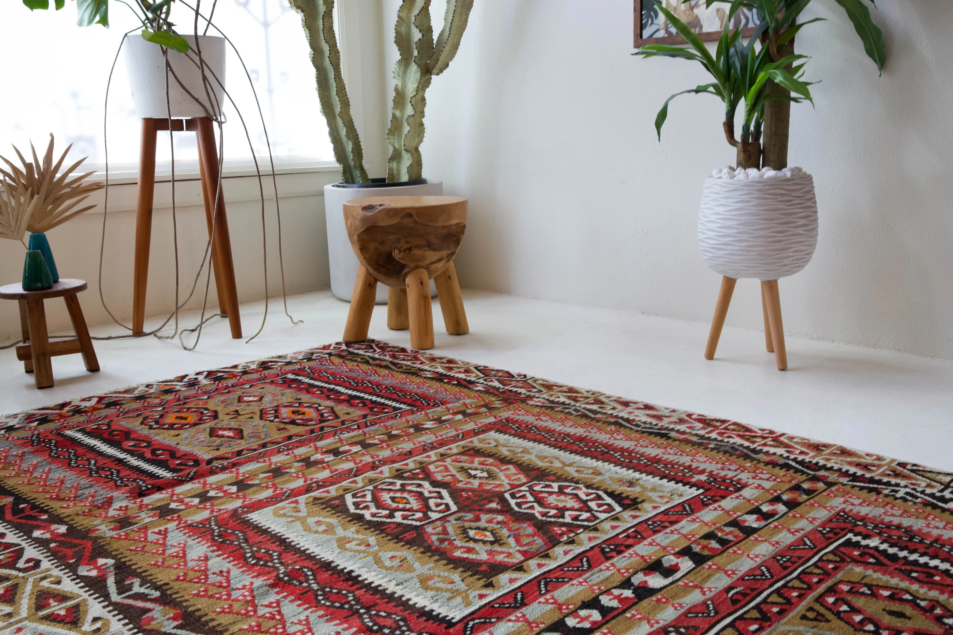 Vintage Kayseri Avsar Kilim Rug 4'6"x10'3"