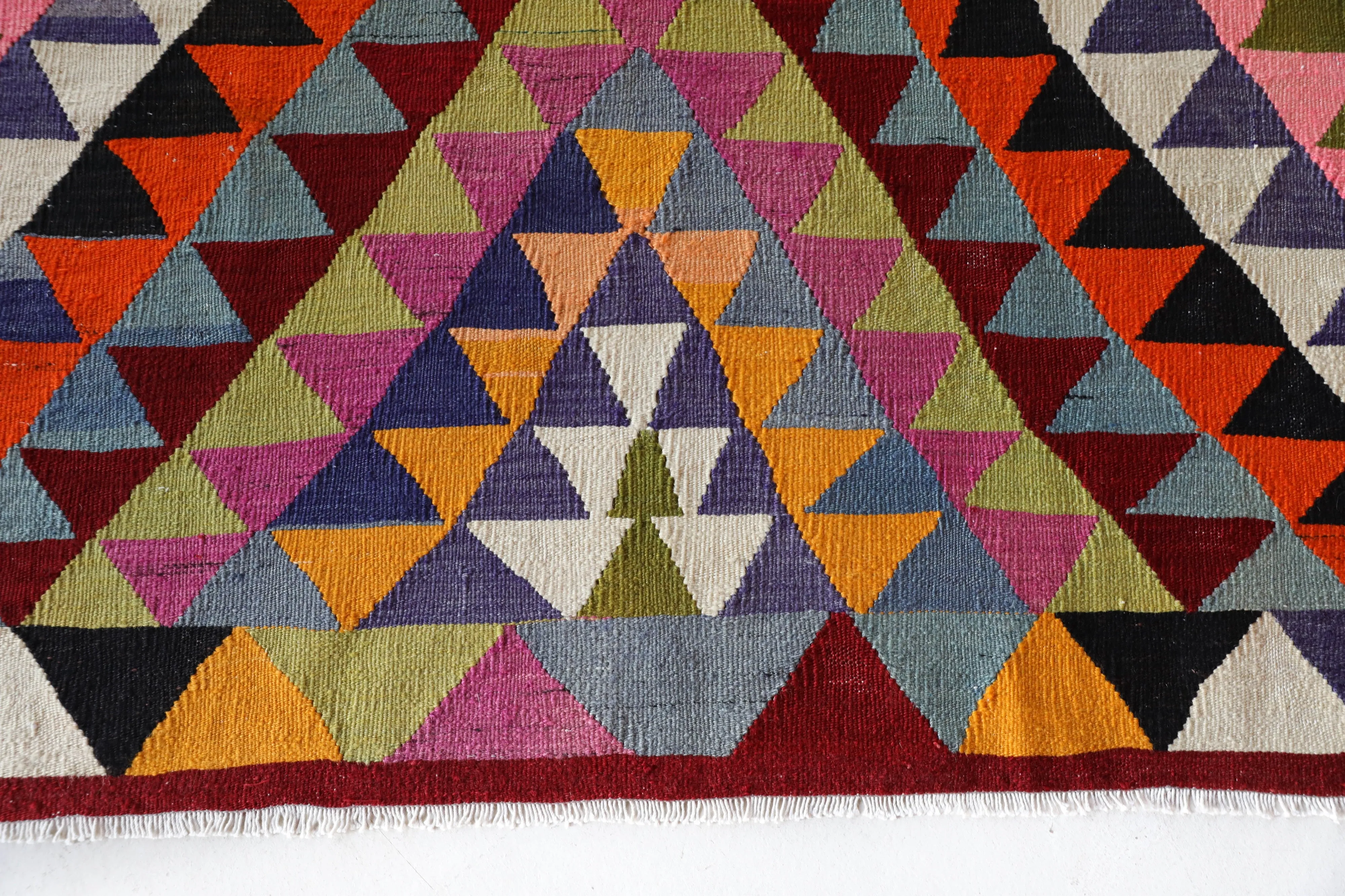 Vintage Milas Bencik Kilim Rug 5'6"x8'6"