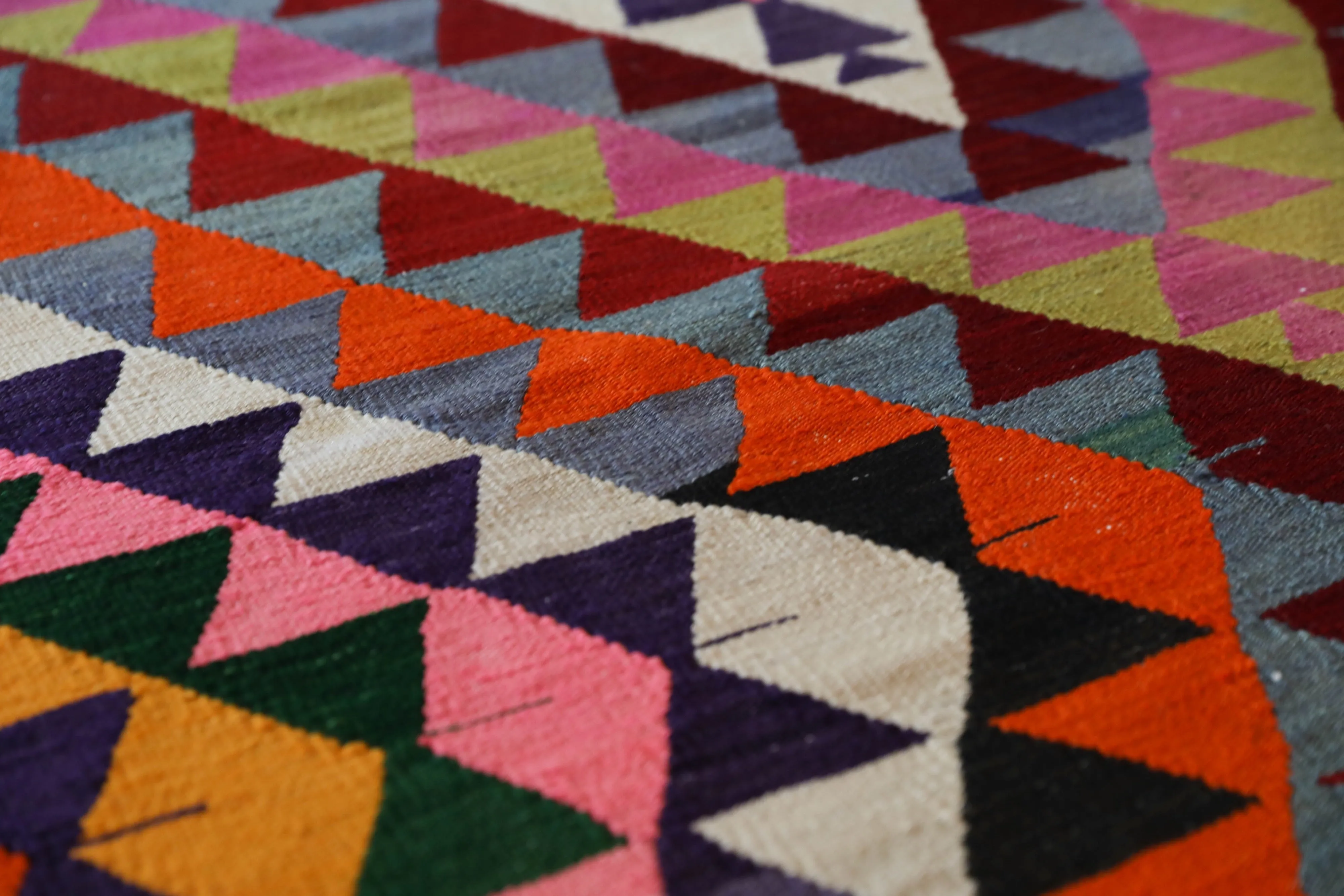 Vintage Milas Bencik Kilim Rug 5'6"x8'6"