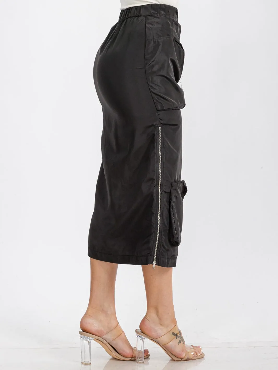 WOMEN'S ELASTIC WAIST ZIP UP FRONT CARGO POCKETS MIDI SKIRT