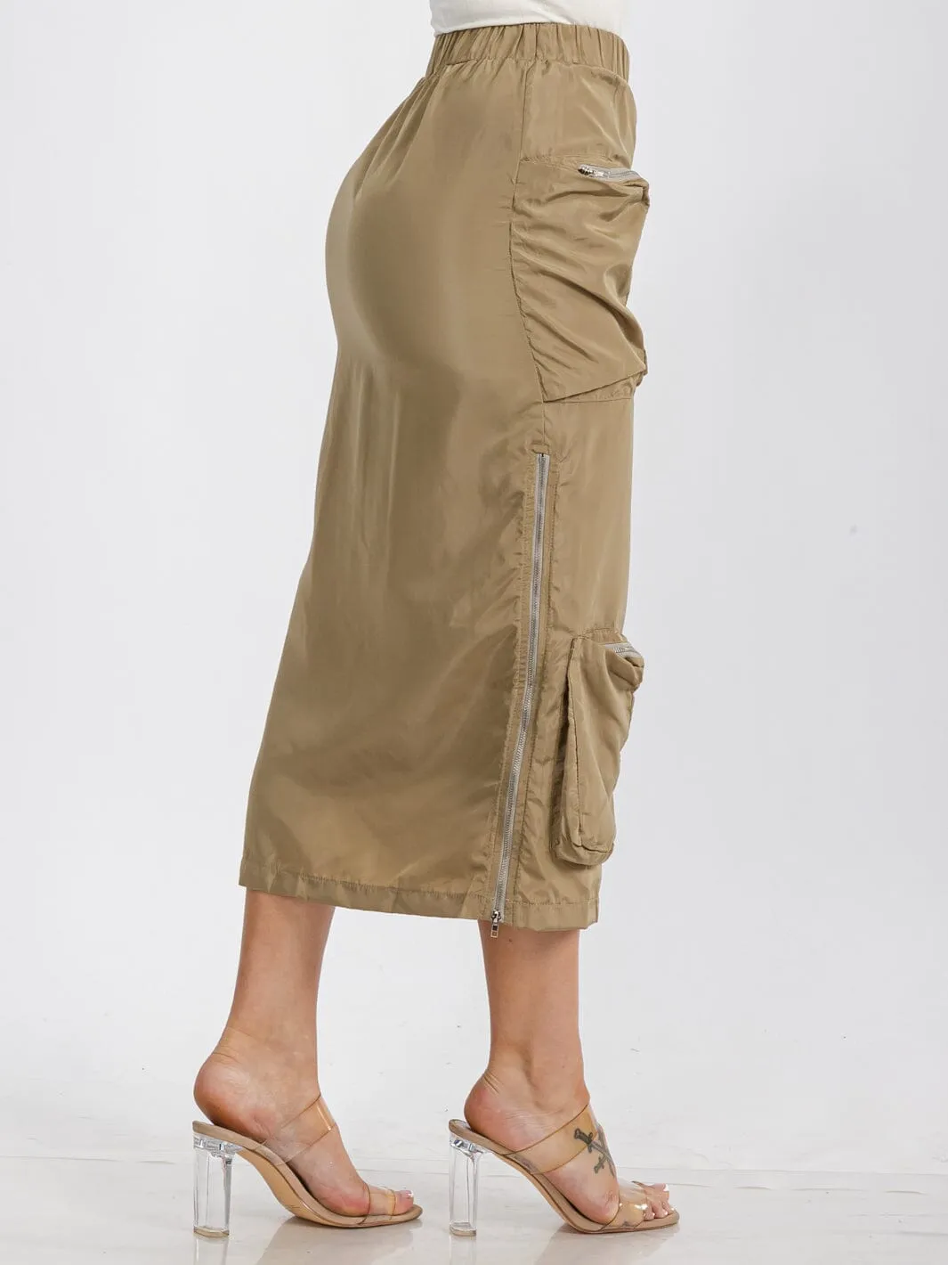 WOMEN'S ELASTIC WAIST ZIP UP FRONT CARGO POCKETS MIDI SKIRT