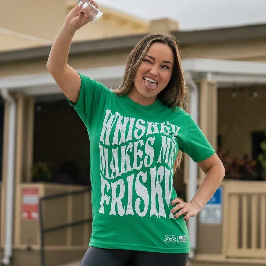 Women's Whiskey Makes Me Frisky Boyfriend Fit T-Shirt - Kelly Green