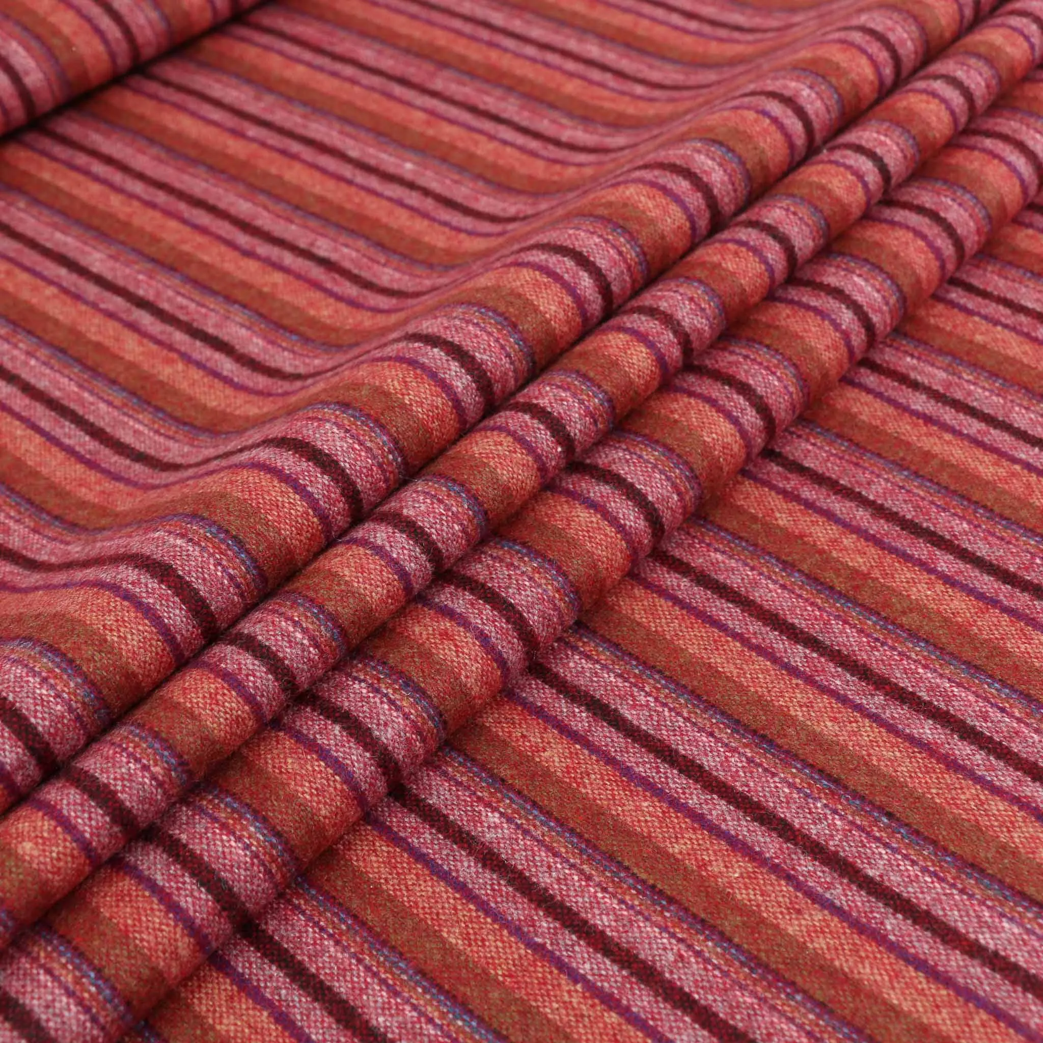 Wool blend suiting -  Maroon, red