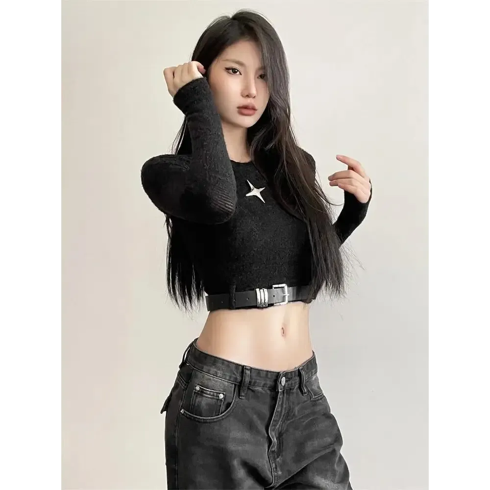Y2K Chic Cropped Top with Waist-Cutting Design and Astral Accents